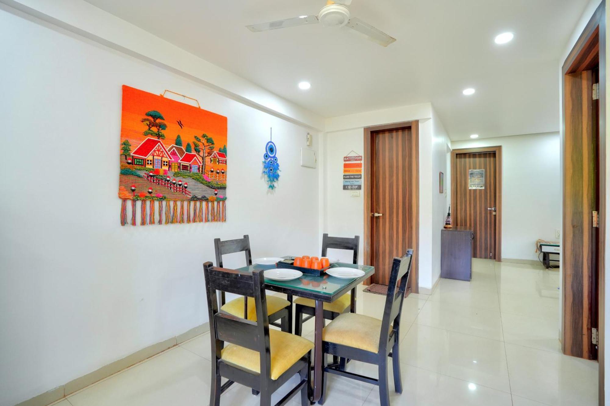 Luxurious Nirvana Apartments 瓦加托 外观 照片