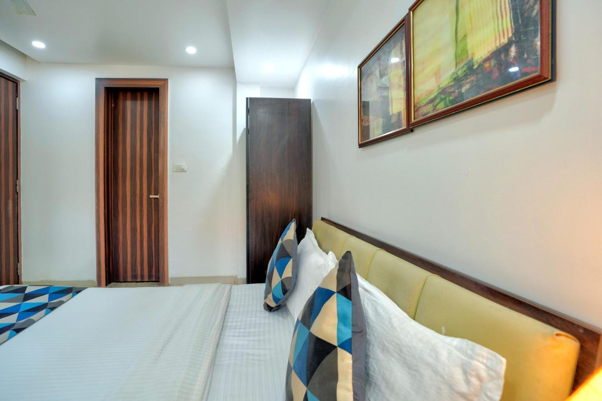 Luxurious Nirvana Apartments 瓦加托 外观 照片