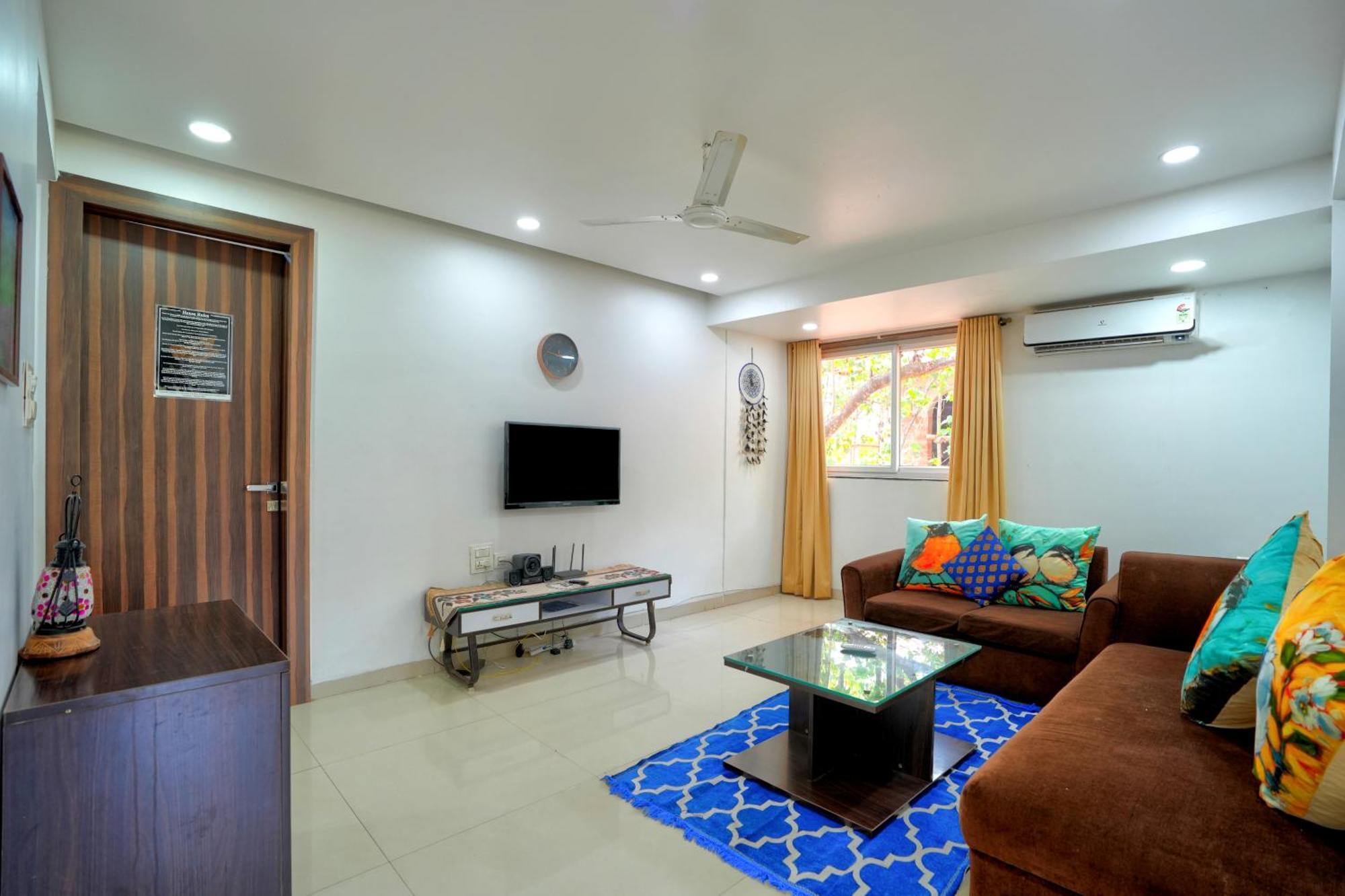Luxurious Nirvana Apartments 瓦加托 外观 照片