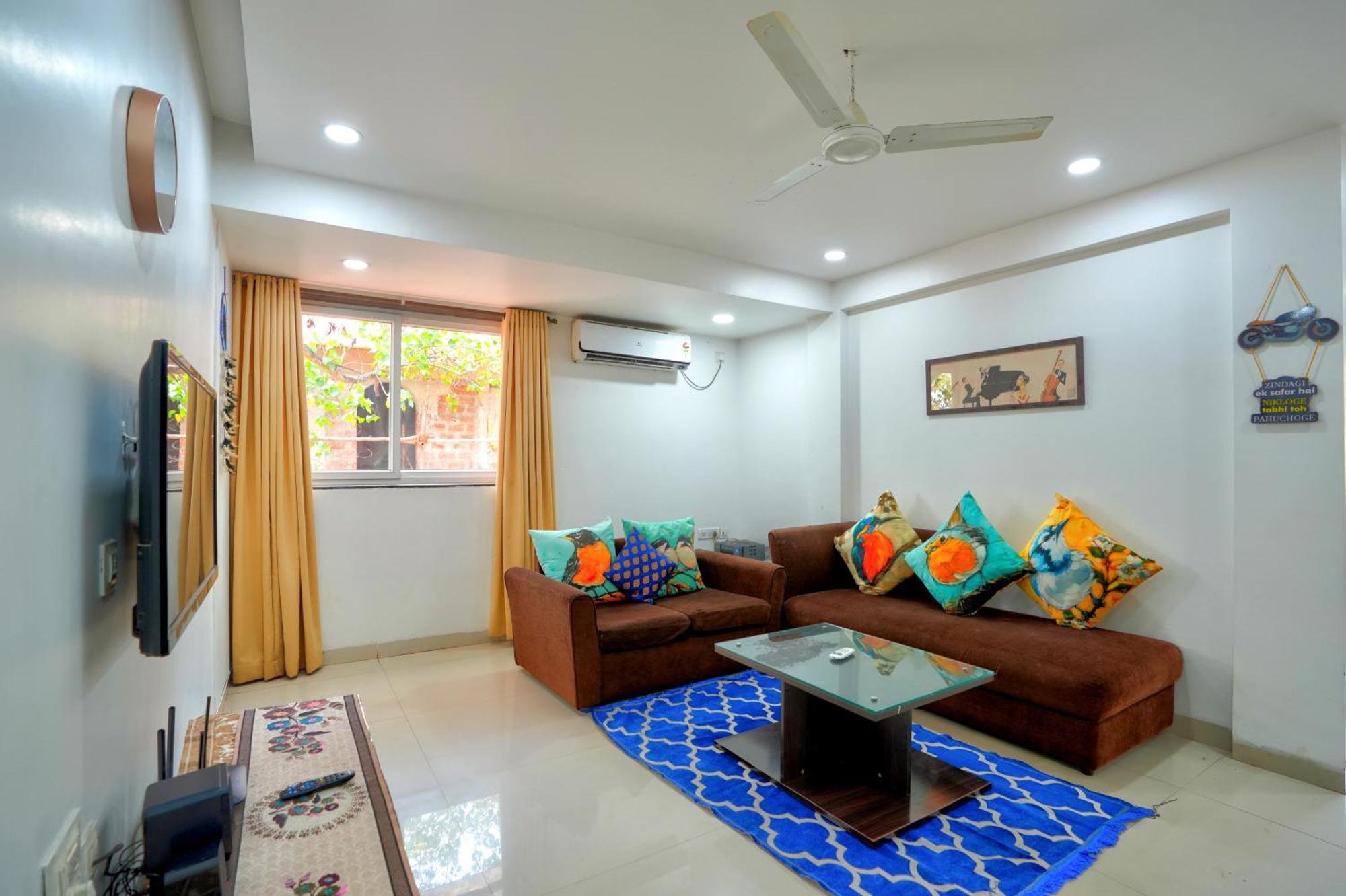 Luxurious Nirvana Apartments 瓦加托 外观 照片