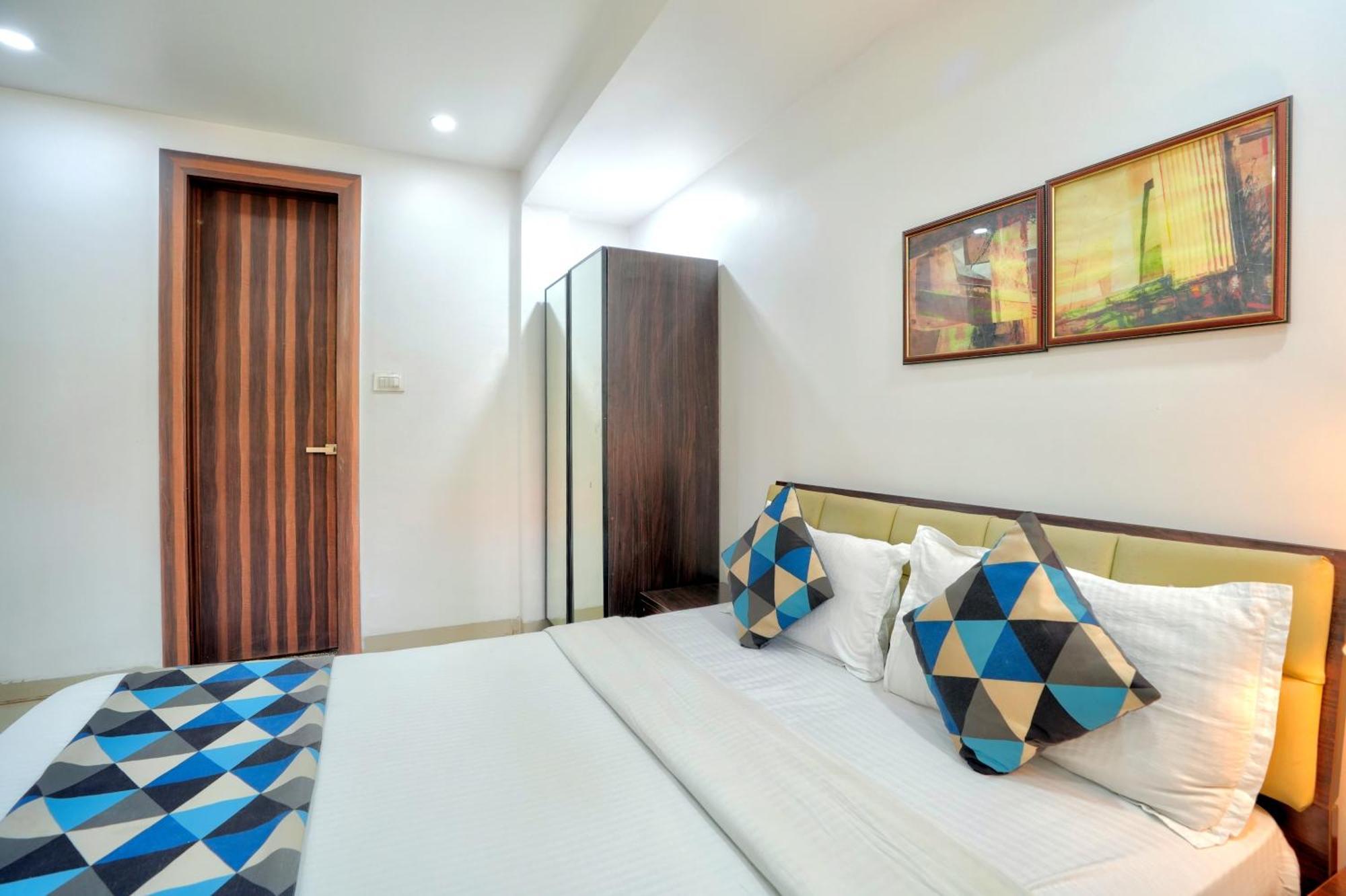 Luxurious Nirvana Apartments 瓦加托 外观 照片